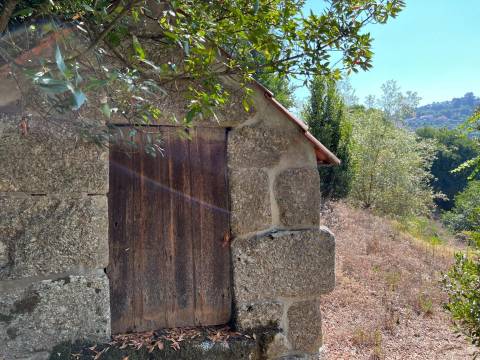 Propriedade de Luxo junto ao Rio Tâmega | Santo Isidoro – Marco de Canaveses