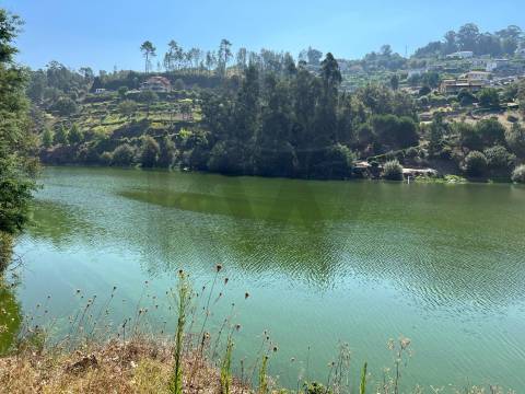 Propriedade de Luxo junto ao Rio Tâmega | Santo Isidoro – Marco de Canaveses