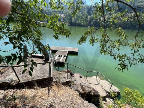 Propriedade de Luxo junto ao Rio Tâmega | Santo Isidoro – Marco de Canaveses