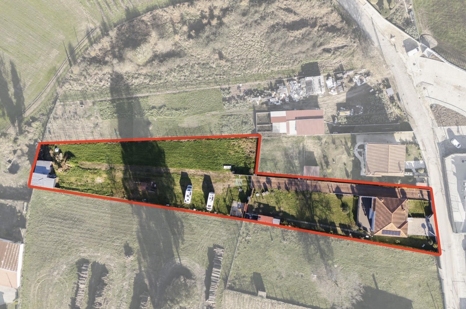 Moradia T4 independente em Pedralva