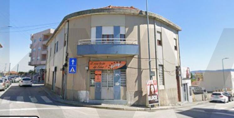 Projeto para Construção para Prédio em Gaveto para Habitação e Comercio em V.N.GAIA