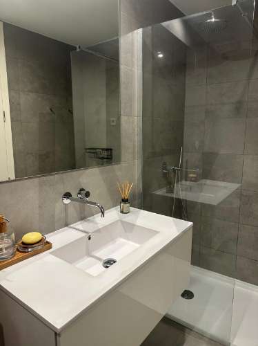 Recuado em Matosinhos Sul - Apartamento T2 de luxo como novo (último piso) em condomínio fechado.