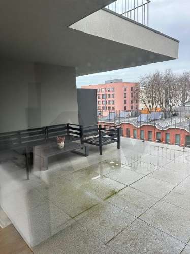 Recuado em Matosinhos Sul - Apartamento T2 de luxo como novo (último piso) em condomínio fechado.