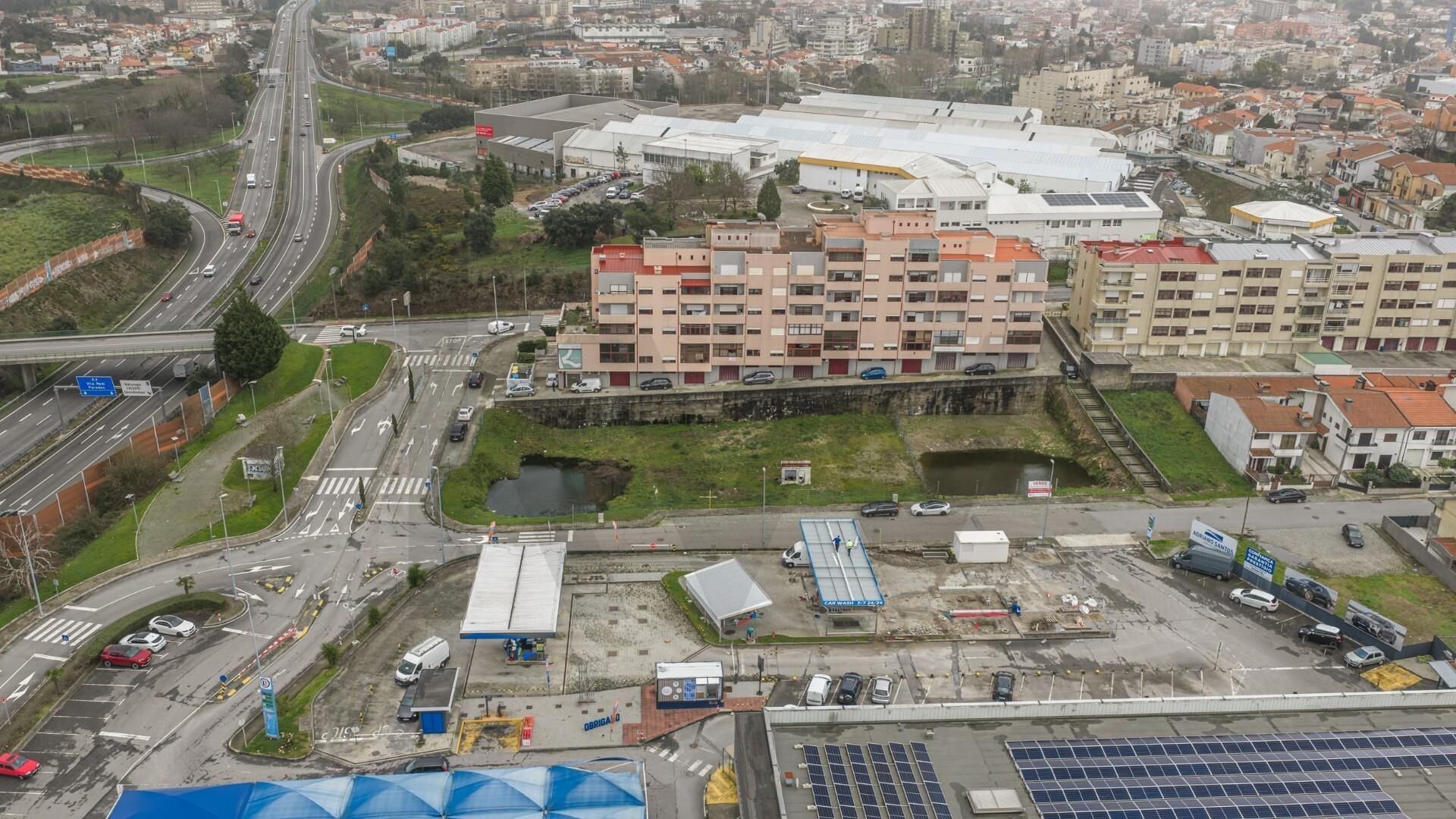 Oportunidade Única em Valongo: Terreno com Loteamento Aprovado para 36 Apartamentos