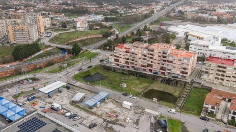 Oportunidade Única em Valongo: Terreno com Loteamento Aprovado para 36 Apartamentos