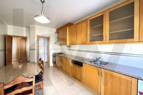 ARRENDAMENTO APARTAMENTO T3 NA VILA DA SERTÃ, CASTELO BRANCO