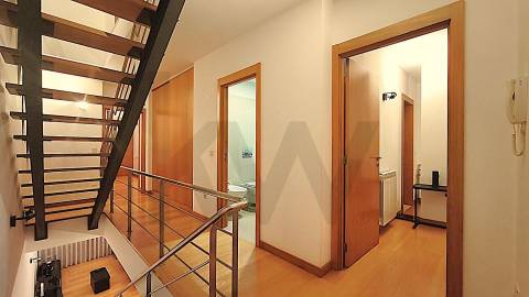 MORADIA T3 + 2 (Luz directa) - Folgosa