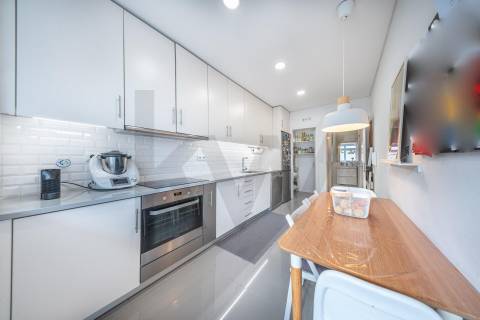 Apartamento T3 remodelado no centro de Braga