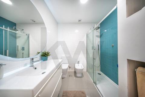 Apartamento T3 remodelado no centro de Braga