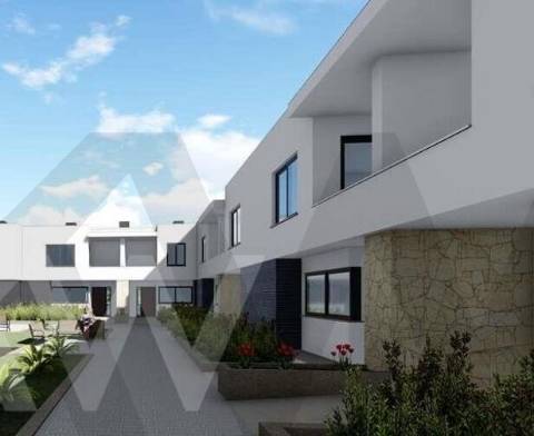 Moradia T3 Condominio fechado 