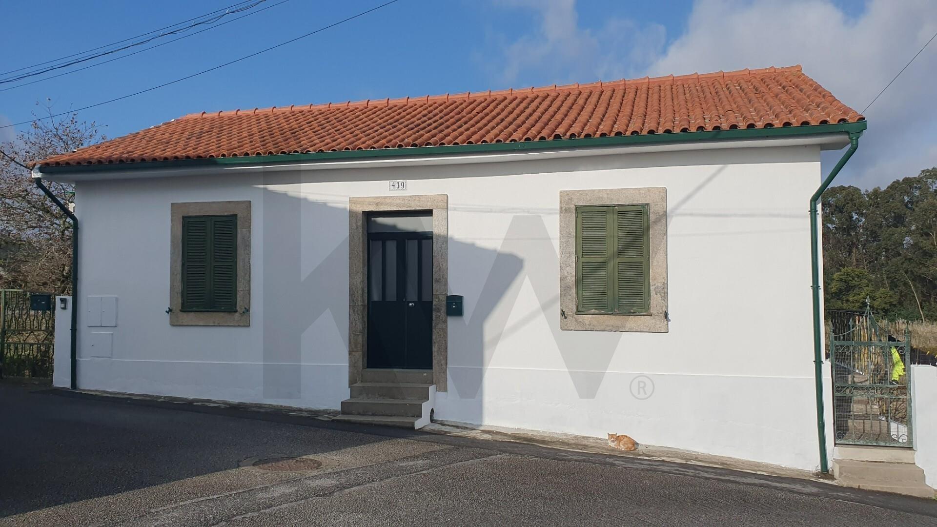 Moradia T4 - Usada + Terreno 19.176 m2 - S. Cruz do Bispo