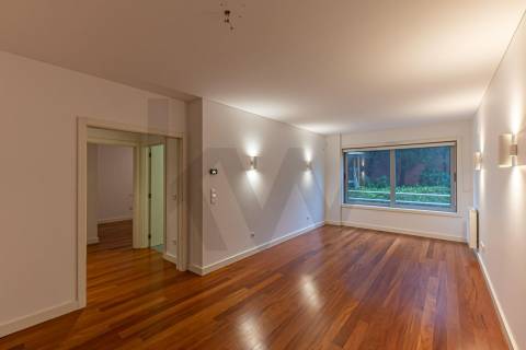 🌊 Apartamento T1 - Arrendamento em Cond. Fechado - Junto à Univ. Católica do Porto