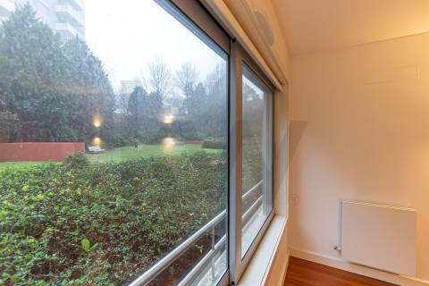 🌊 Apartamento T1 - Arrendamento em Cond. Fechado - Junto à Univ. Católica do Porto