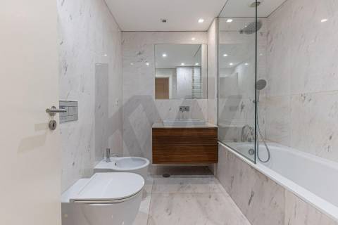 🌊 Apartamento T1 - Arrendamento em Cond. Fechado - Junto à Univ. Católica do Porto