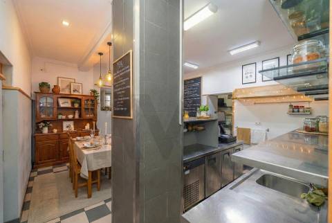Restaurante no Centro de Coimbra perto de faculdades e Hospitais - Arrendado ate Fevereiro de 2027