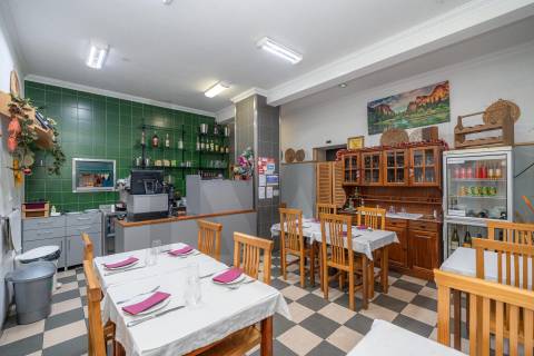 Restaurante no Centro de Coimbra perto de faculdades e Hospitais - Arrendado ate Fevereiro de 2027