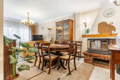 Apartamento T3 (Rés do Chão) com terraço privativo - Meadela, Viana do Castelo