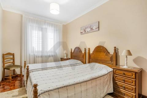 Apartamento T3 (Rés do Chão) com terraço privativo - Meadela, Viana do Castelo