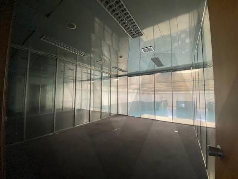 Armazém para arrendamento em Leça da Palmeira