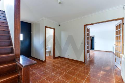 Moradia T3 com Garagem – Norte Shopping