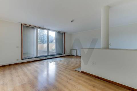 Moradia T3 com Garagem – Norte Shopping