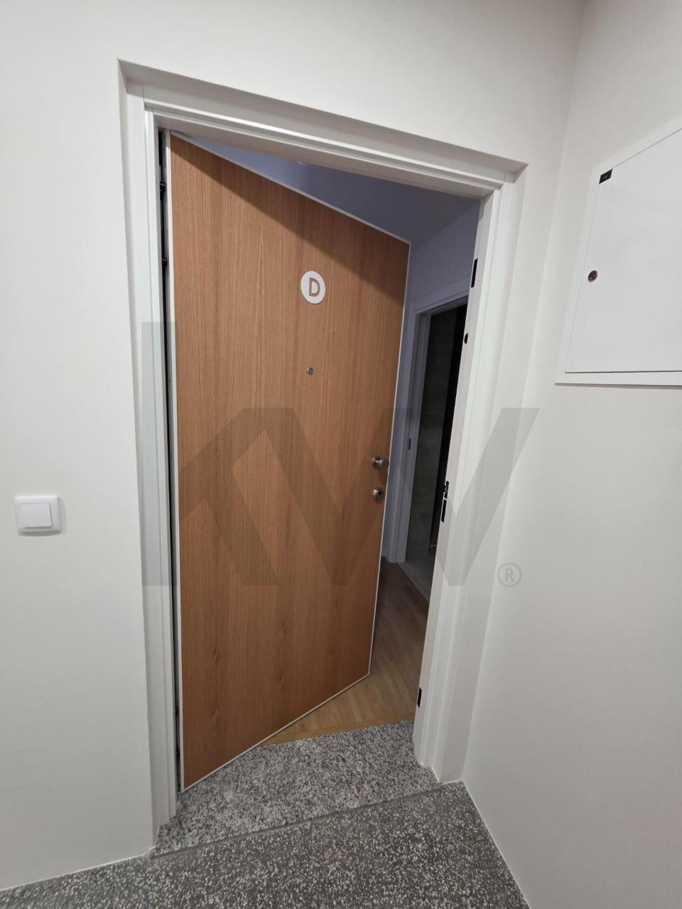 T1 NOVO PARA ARRENDAMENTO -  RUA 9 ABRIL , PARANHOS, PORTO