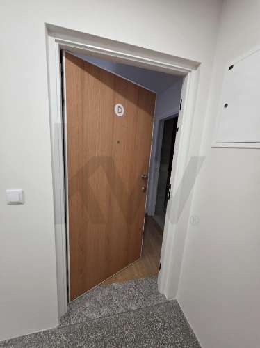 T1 NOVO PARA ARRENDAMENTO -  RUA 9 ABRIL , PARANHOS, PORTO