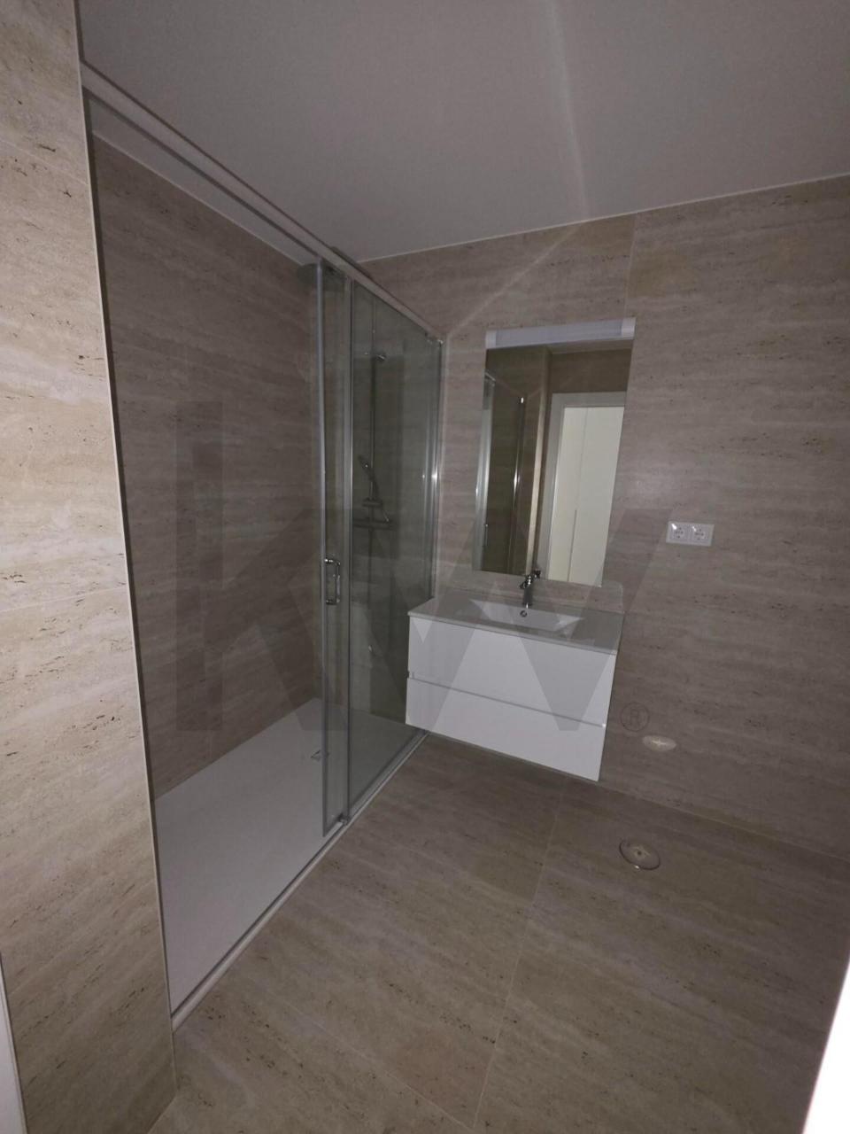 T1 NOVO PARA ARRENDAMENTO -  RUA 9 ABRIL , PARANHOS, PORTO