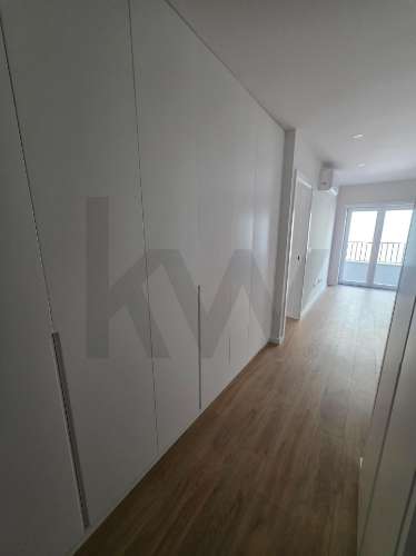 T1 NOVO PARA ARRENDAMENTO -  RUA 9 ABRIL , PARANHOS, PORTO