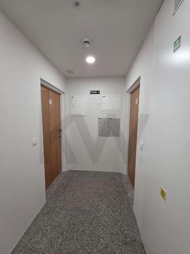 T1 NOVO PARA ARRENDAMENTO -  RUA 9 ABRIL , PARANHOS, PORTO