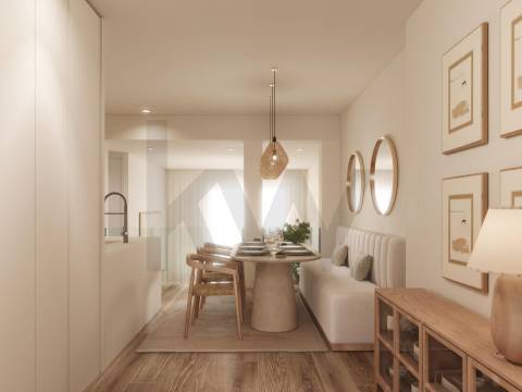 Apartamento T2+1 renovado com terraço no Bonfim, Porto