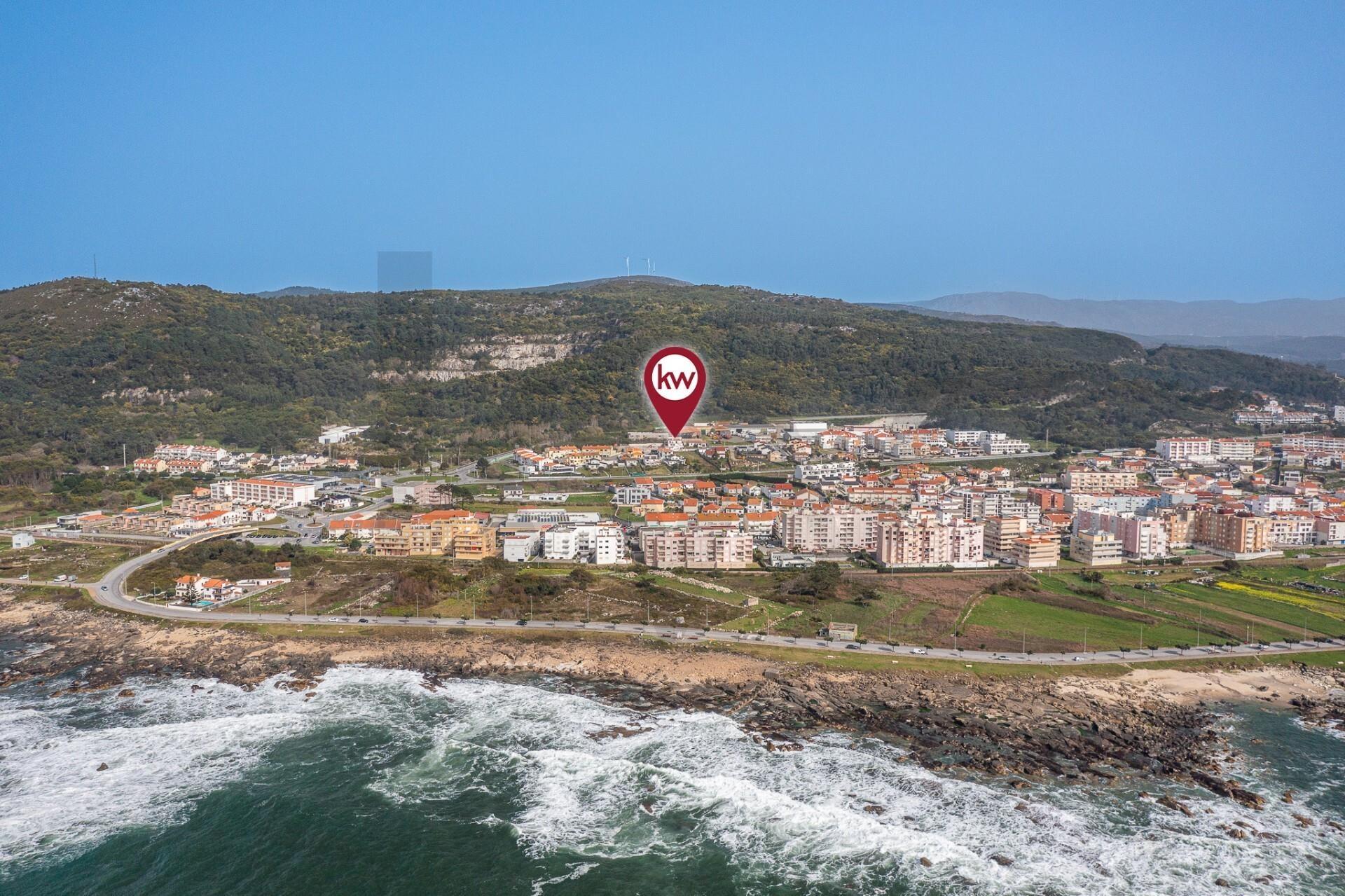 Moradia T6 com varanda e terraço, vista mar em Vila Praia de Âncora