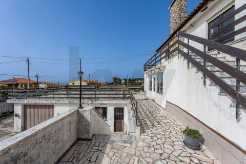 Moradia T6 com varanda e terraço, vista mar em Vila Praia de Âncora