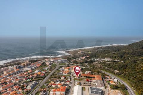 Moradia T6 com varanda e terraço, vista mar em Vila Praia de Âncora