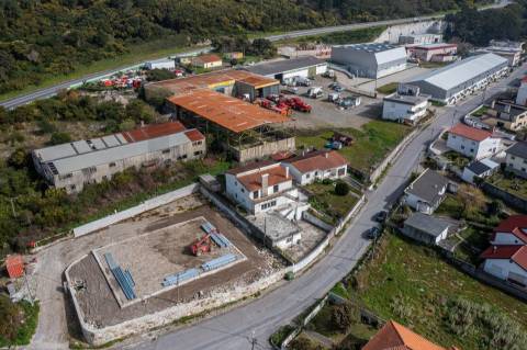 Moradia T6 com varanda e terraço, vista mar em Vila Praia de Âncora