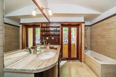 Apartamento T3 no Centro Histórico com vista rio