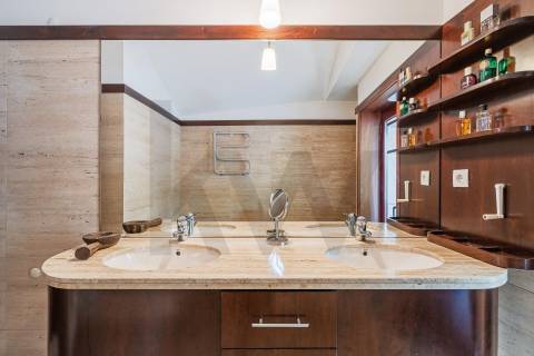 Apartamento T3 no Centro Histórico com vista rio