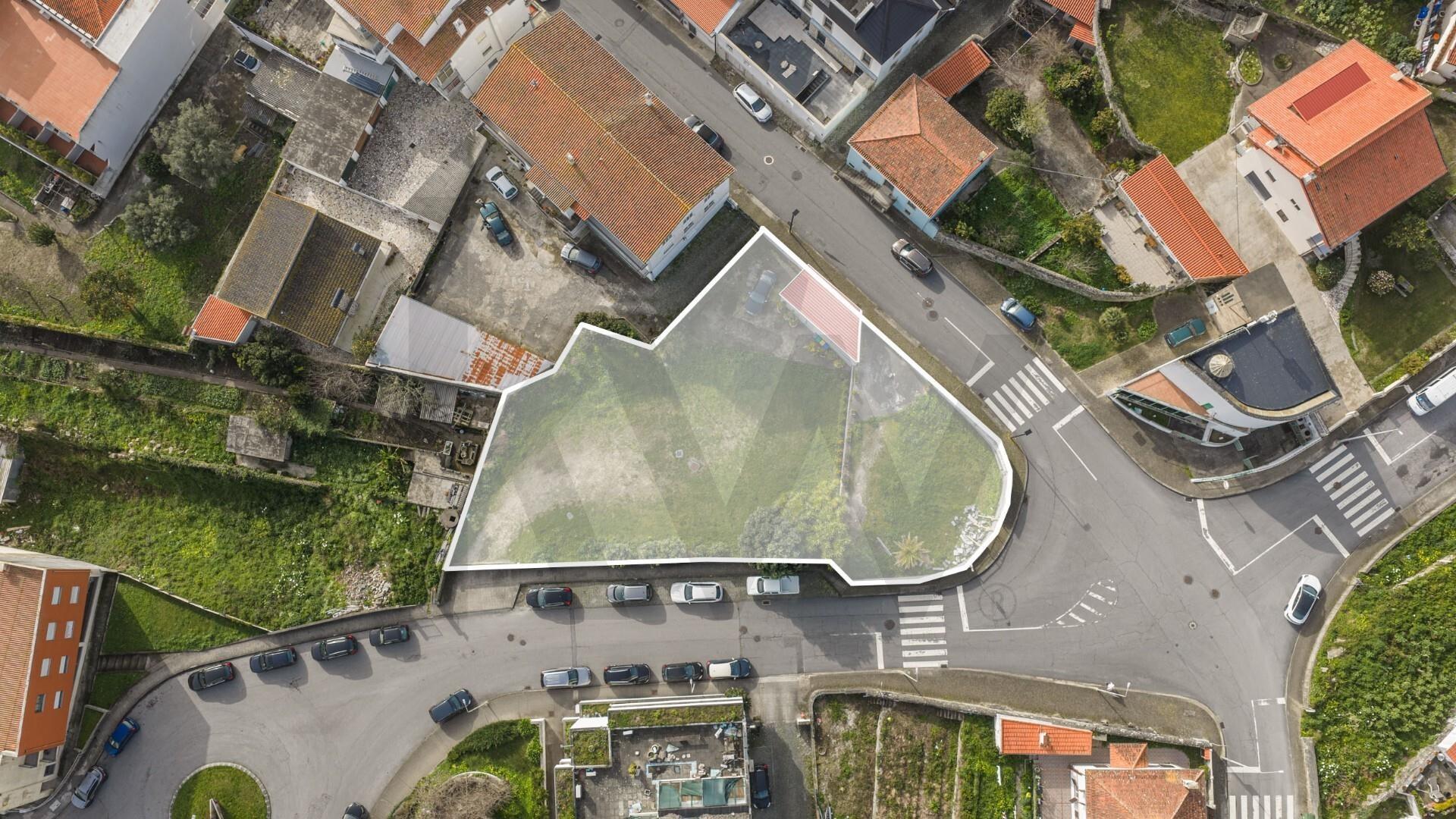 Terreno para construção no centro de Vila Praia de Âncora