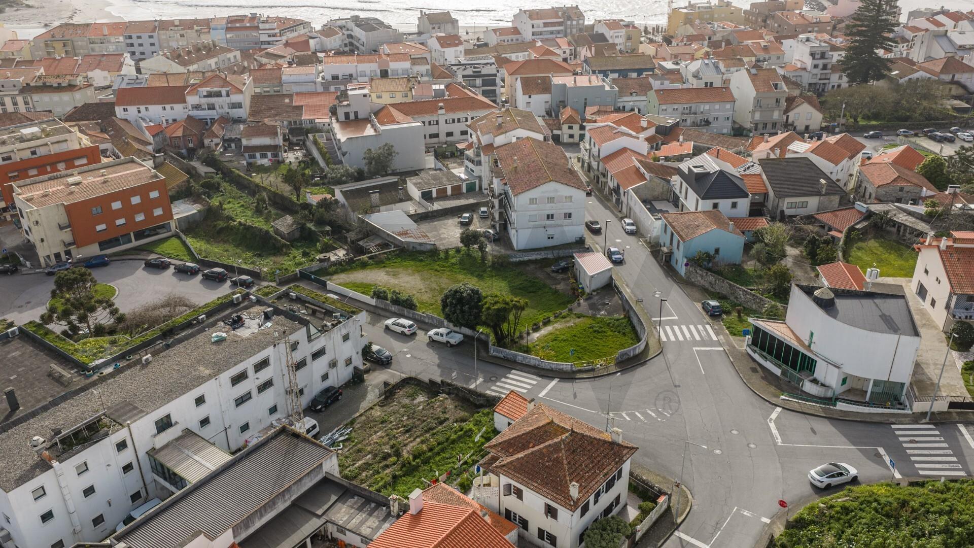 Terreno para construção no centro de Vila Praia de Âncora