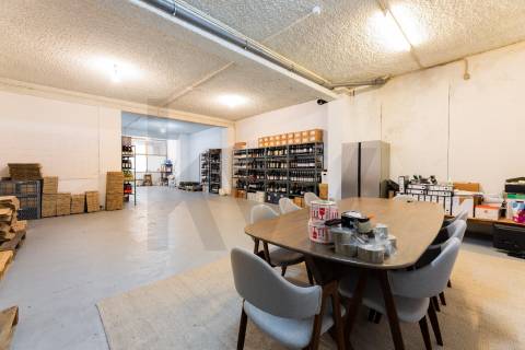 Loja para Venda em Braga - Maximinos com parqueamento e arrecadação