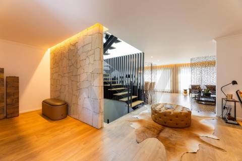 Moradia de luxo em Braga T3 com 3 suítes