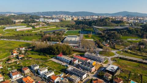 Moradia de luxo em Braga T3 com 3 suítes