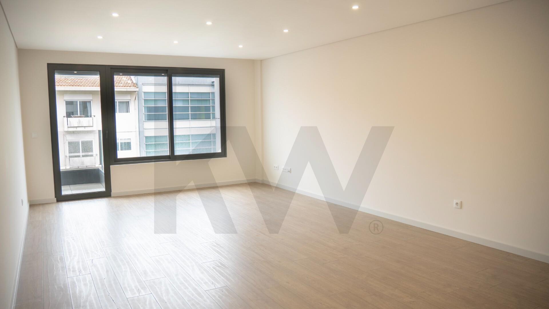 Apartamentos novos T3 e T4 na Avenida da Boavista, com Garagem e Varanda