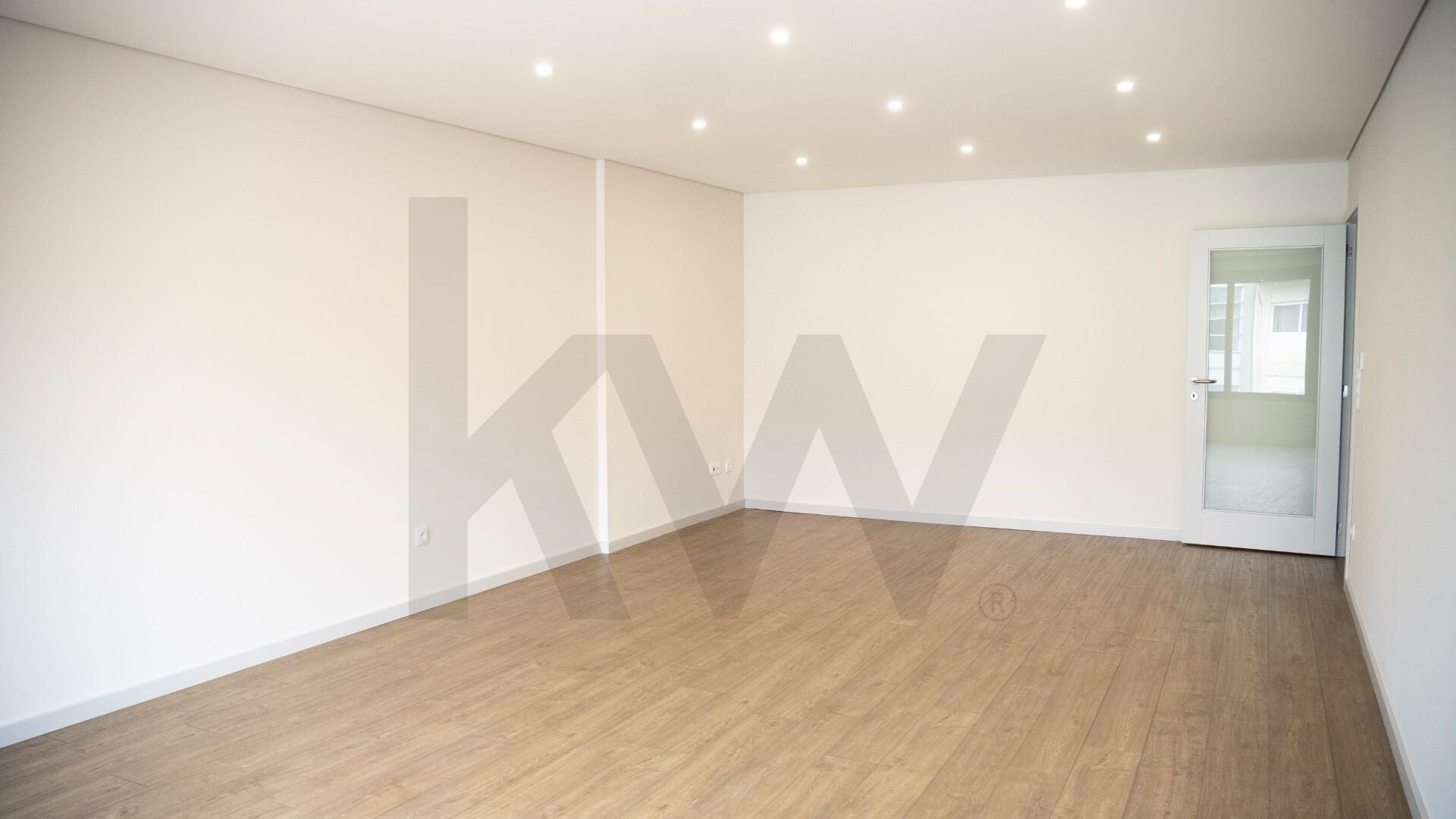 Apartamentos novos T3 e T4 na Avenida da Boavista, com Garagem e Varanda