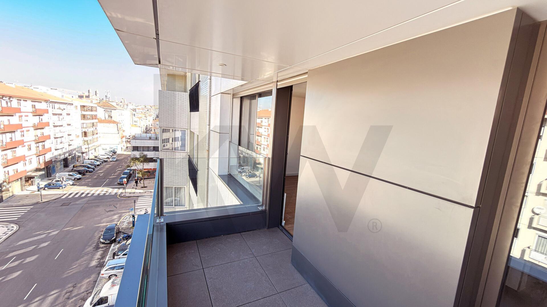 Apartamentos novos T3 e T4 na Avenida da Boavista, com Garagem e Varanda