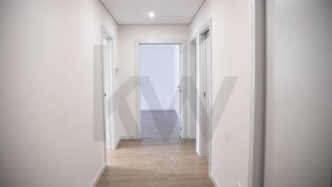 Apartamentos novos T3 e T4 na Avenida da Boavista, com Garagem e Varanda