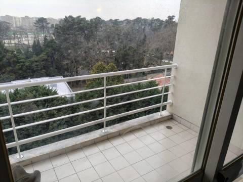 Apartamento T1 - 8º Andar - 1000€