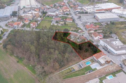 Terreno com PIP Aprovado para 8 Moradias na Maia – Oportunidade de Investimento