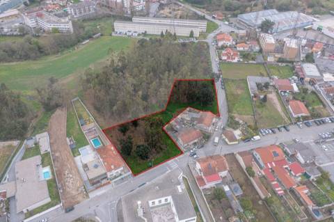 Terreno com PIP Aprovado para 8 Moradias na Maia – Oportunidade de Investimento