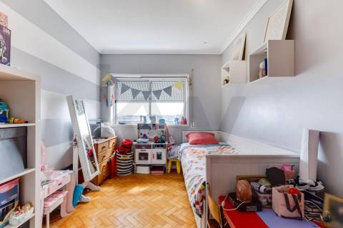 Apartamento T3 à venda em Oliveira do Douro – Excelente oportunidade!